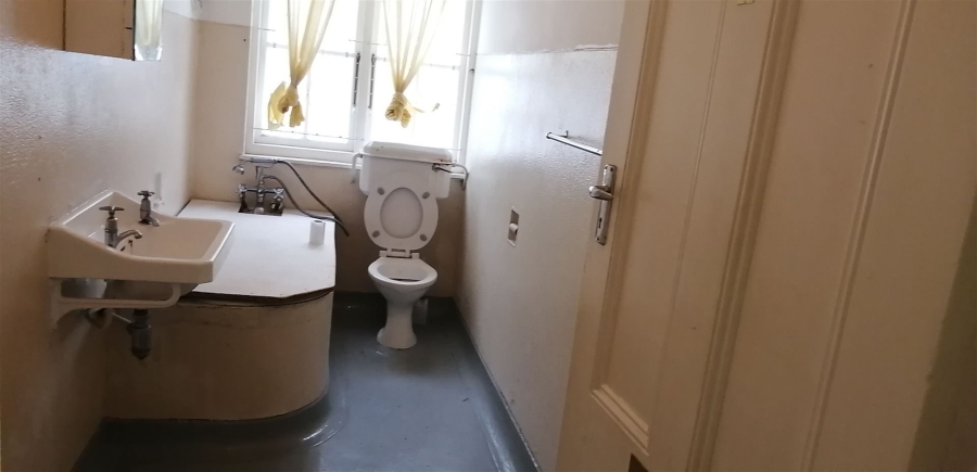 Commercial Property for Sale in Richmond Hill Eastern Cape